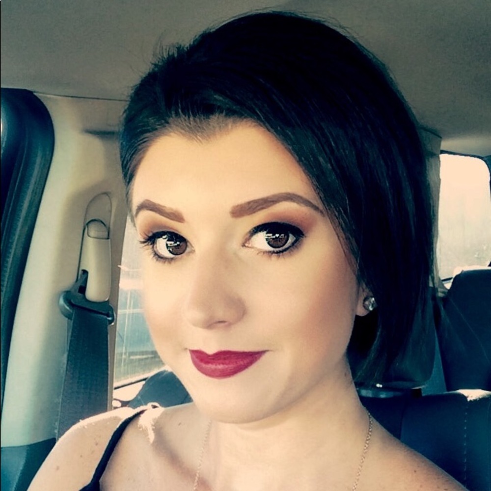 Meet your Posher, Amber